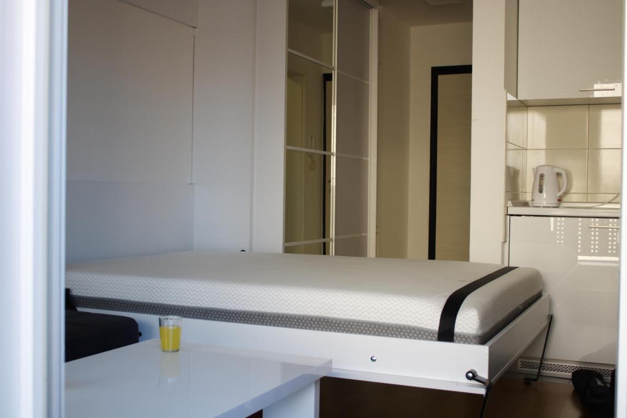 Studio Apartman Miljacka 13 塞拉耶佛 外观 照片