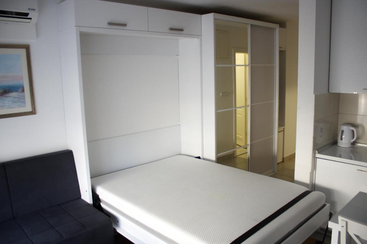 Studio Apartman Miljacka 13 塞拉耶佛 外观 照片